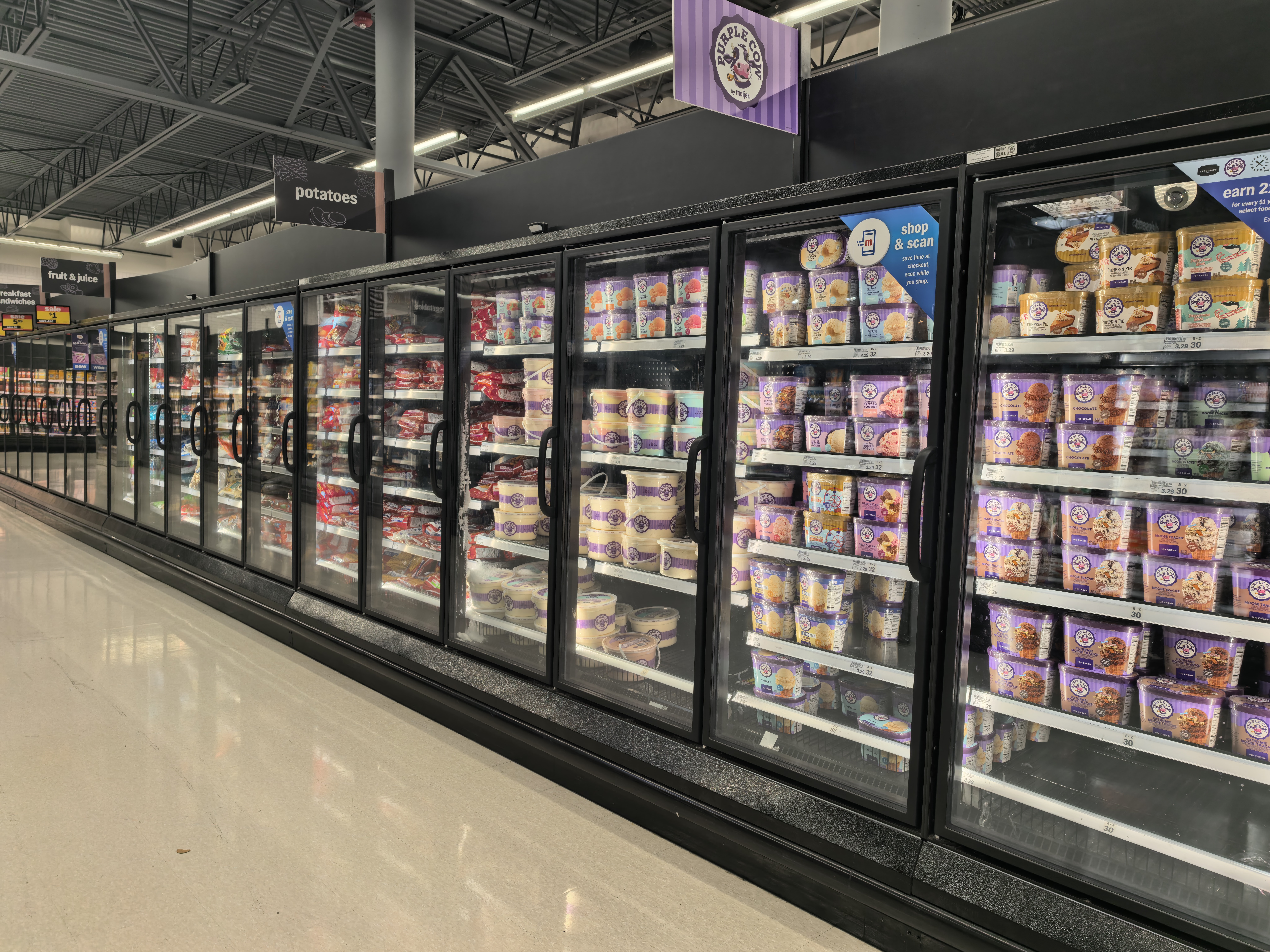 Side-Mounted LED Lighting for Glass-Door Vertical Freezer Display Cases